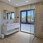 Villa Emperor Exchange *