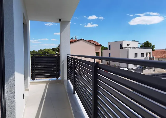 Villa Emperor Exchange *