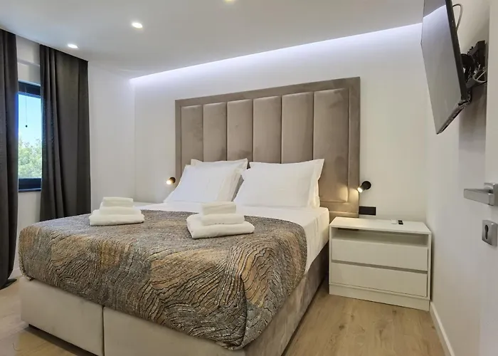 Villa Emperor Exchange