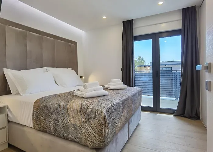 Villa Emperor Exchange *