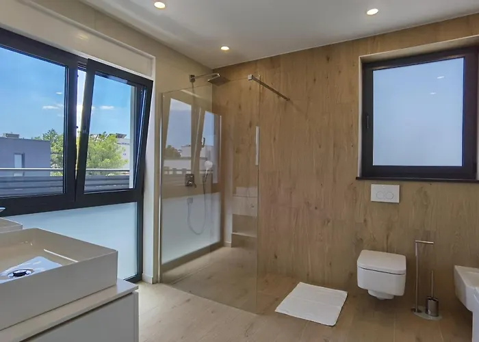 Emperor Exchange * Srima