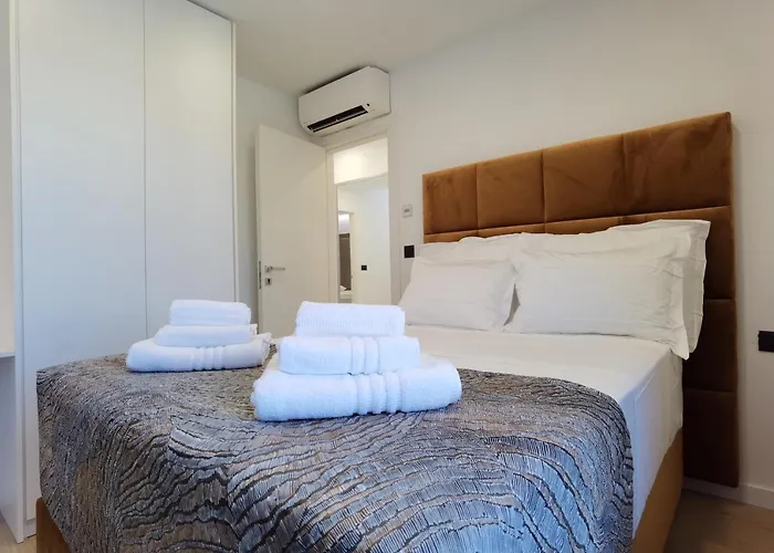 Emperor Exchange Villa *